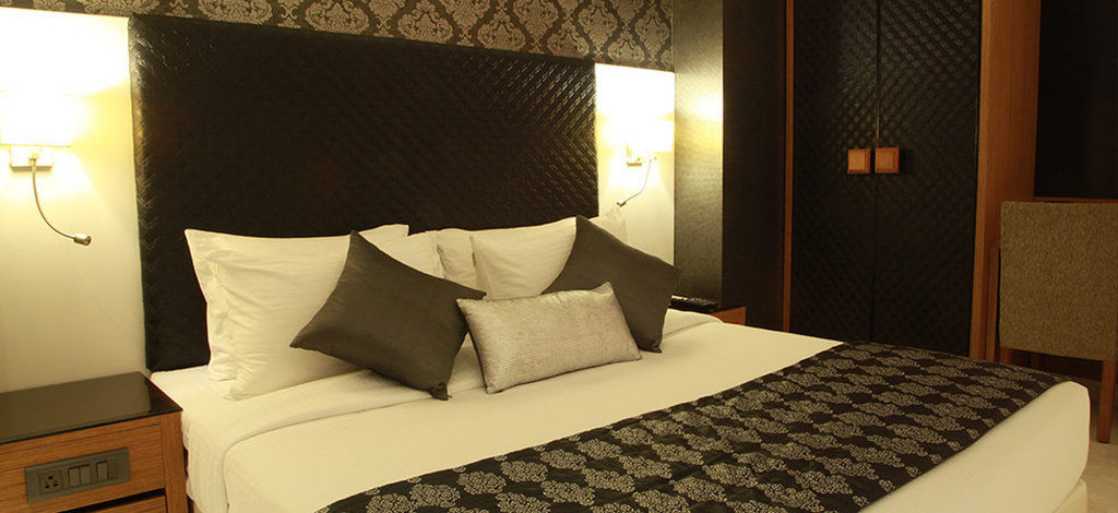 The Grand Orion - Greater Kailash Hotel