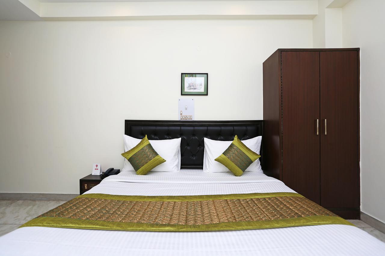 Castle Hotel 2*