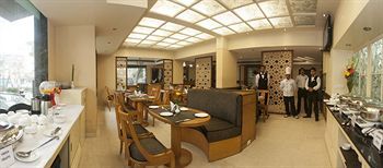 Hotel Athena Hotel New Delhi