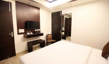 Fabhotel Rs Gera - Nr Nehru Place Market New Delhi