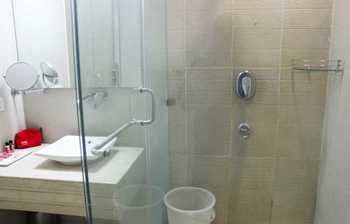 Hotel Oyo Premium Rajouri Garden Janta Market New Delhi