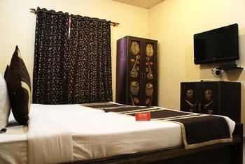 Oyo Dwarka Sector 23 Hotel 3*