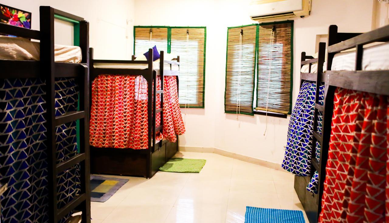 Hostel Roots *