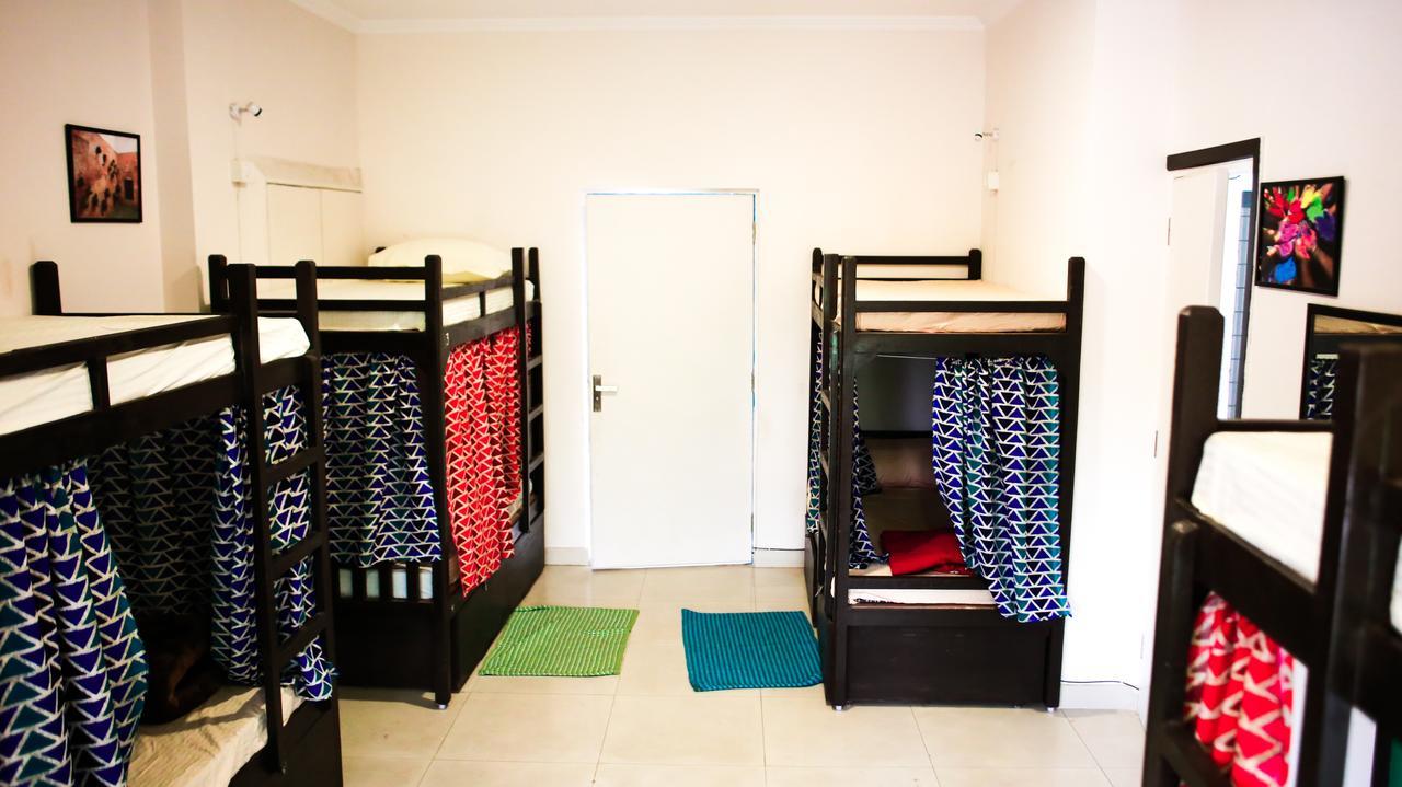 Hostel Roots *