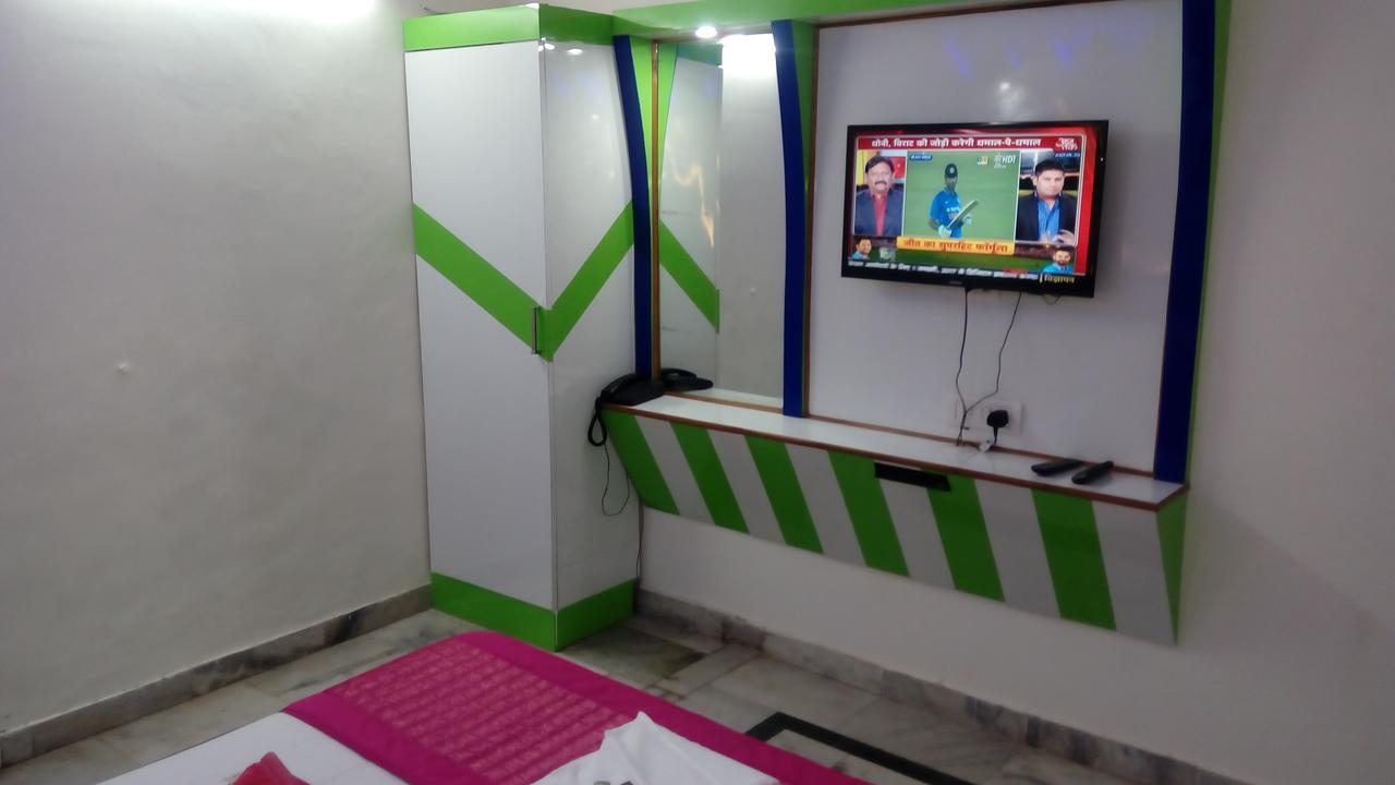 Sachi Dx Hotel