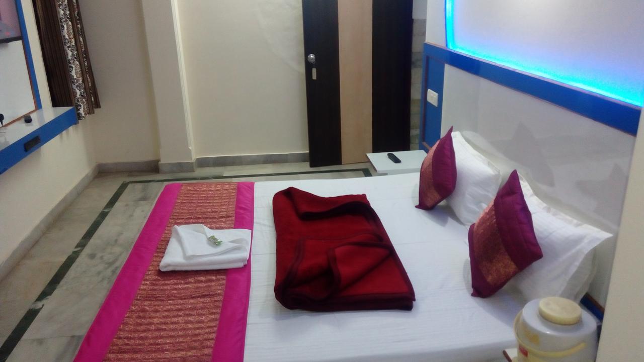 Hotel Sachi Dx New Delhi