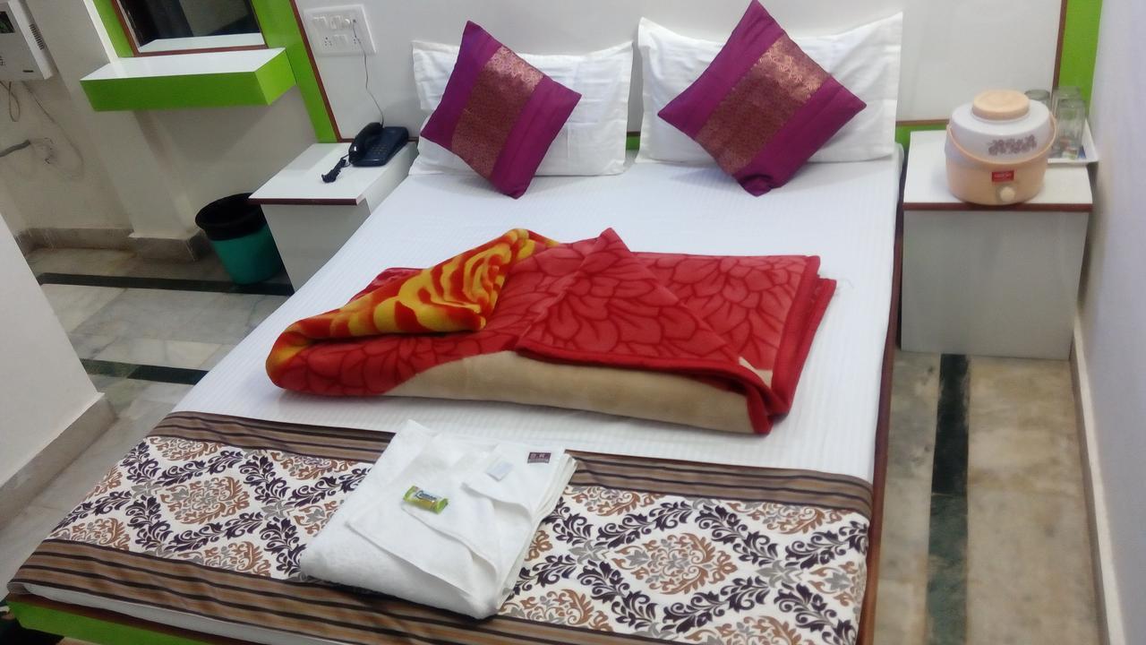 Hotel Sachi Dx New Delhi
