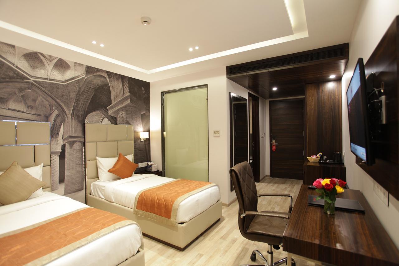 Kaisons Hotel New Delhi