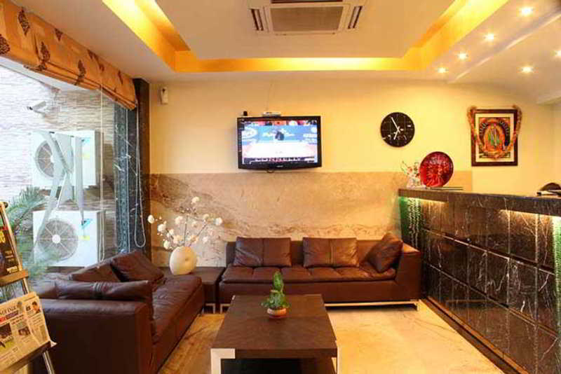 Kingston Park - Karol Bagh 3*
