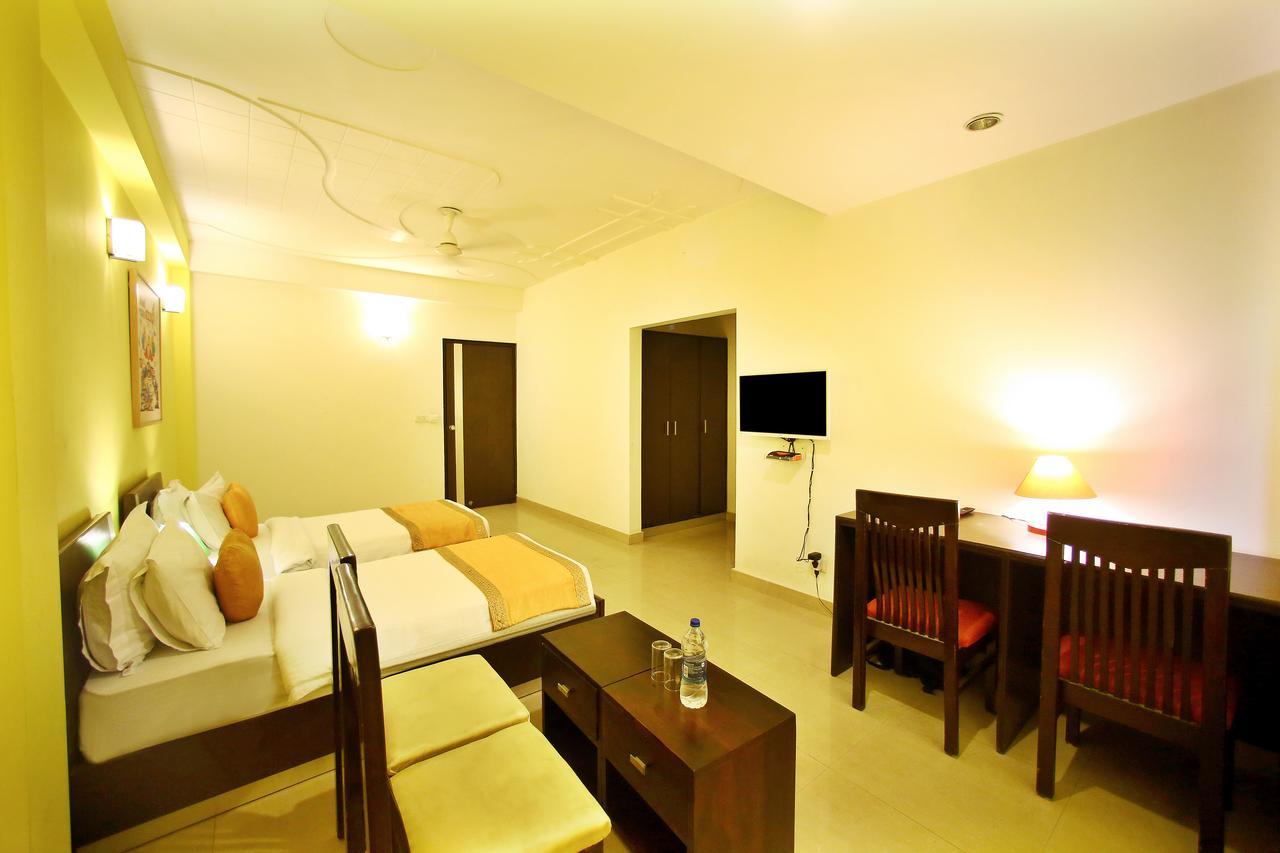 Lohmod At National Highway 8 - Free Airport Transffer Hotel 3*