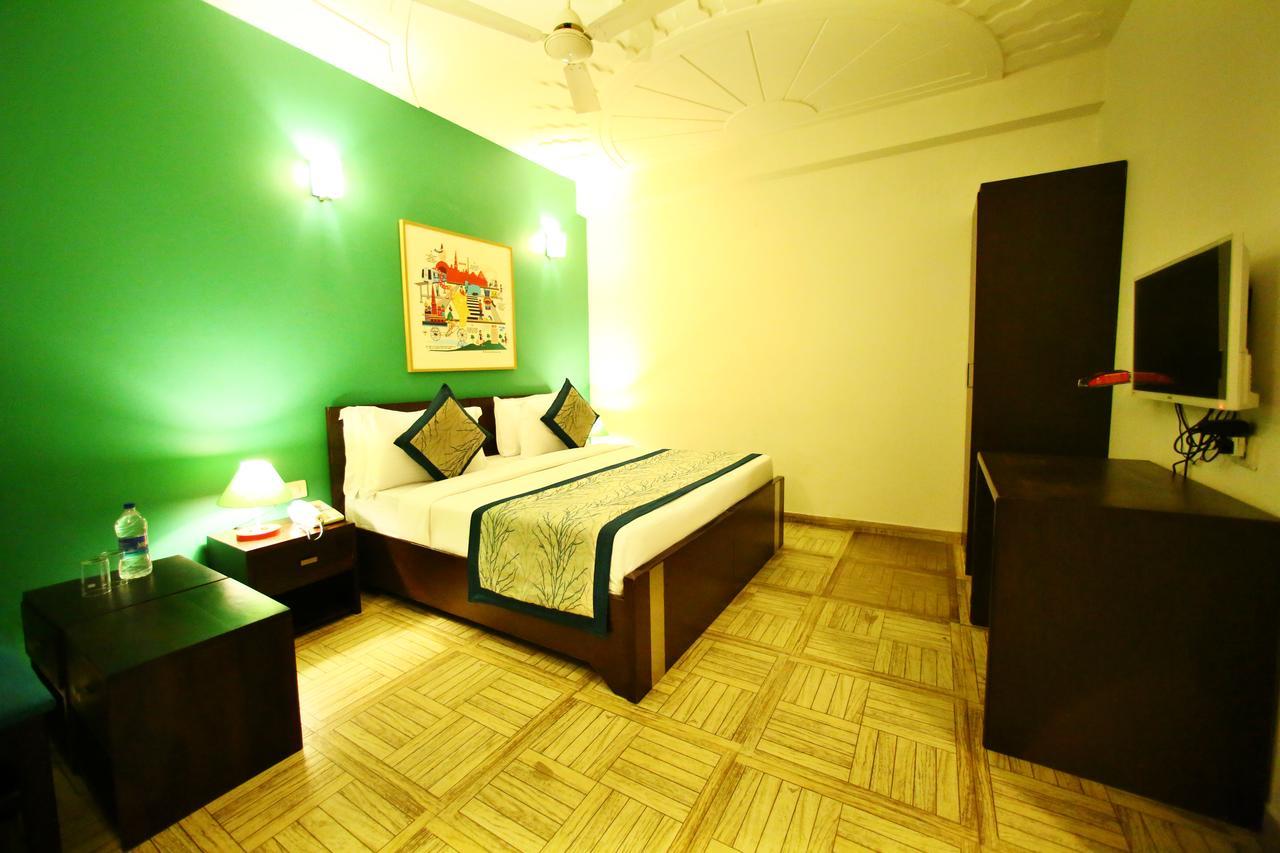 Lohmod At National Highway 8 - Free Airport Transffer Hotel