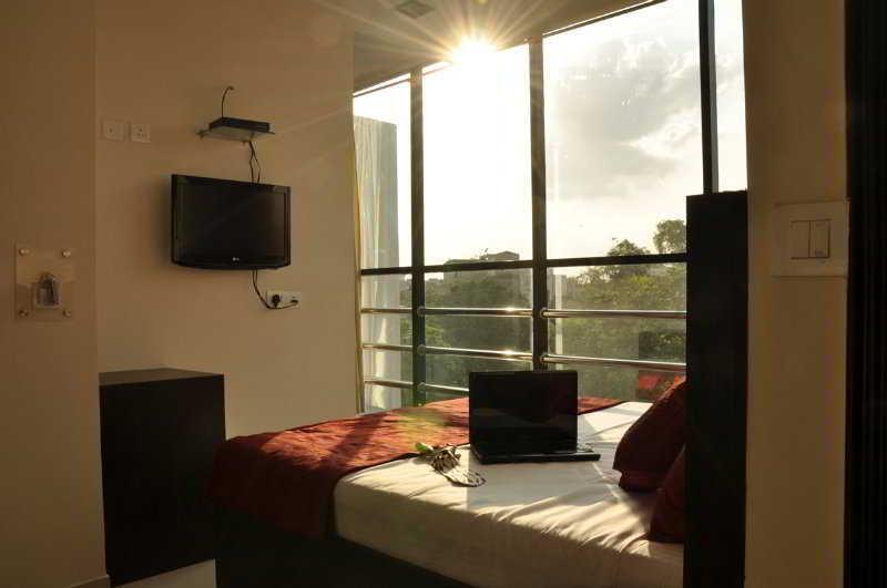 Amby Hotel 3*