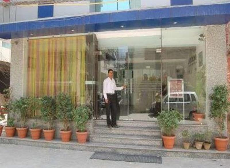 Airport Noratan Palace 3* New Delhi