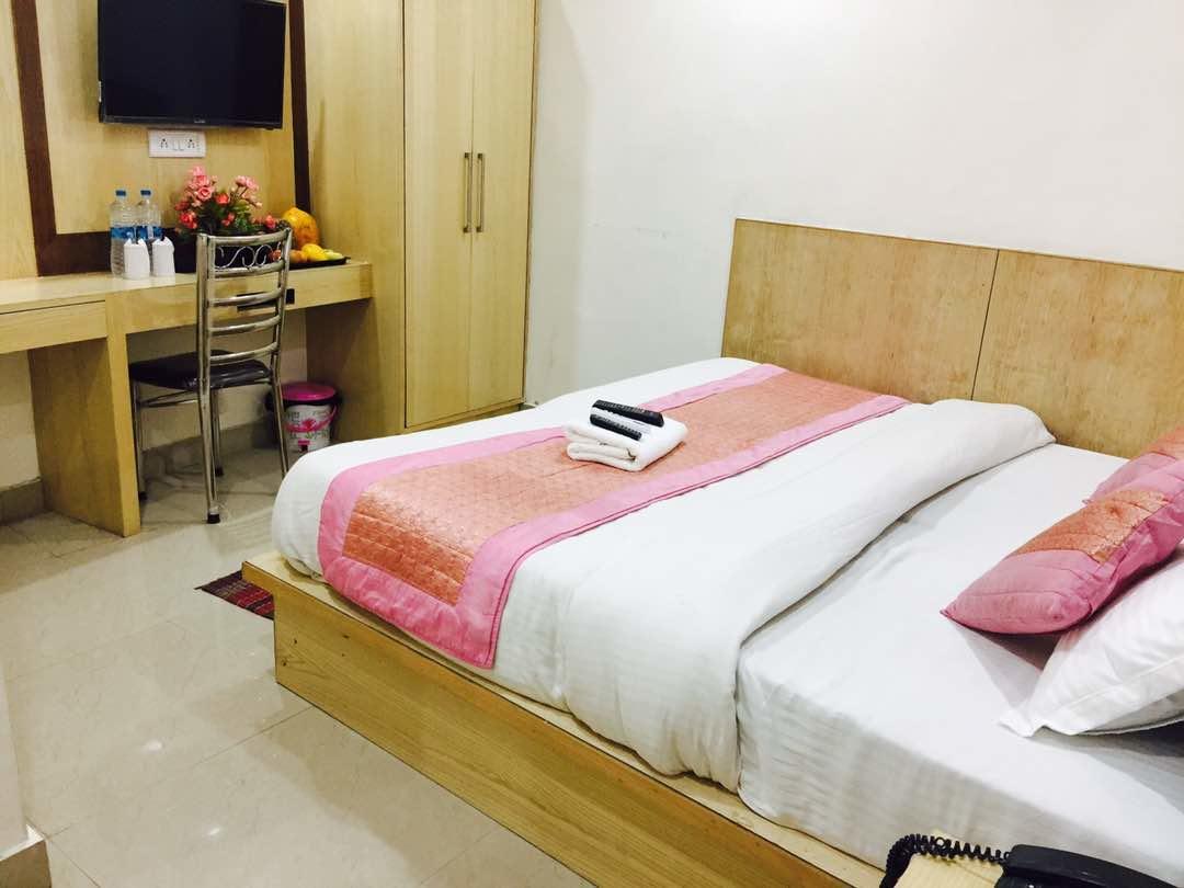 Lord Krishna Walking Distance From Railway Station 2* New Delhi