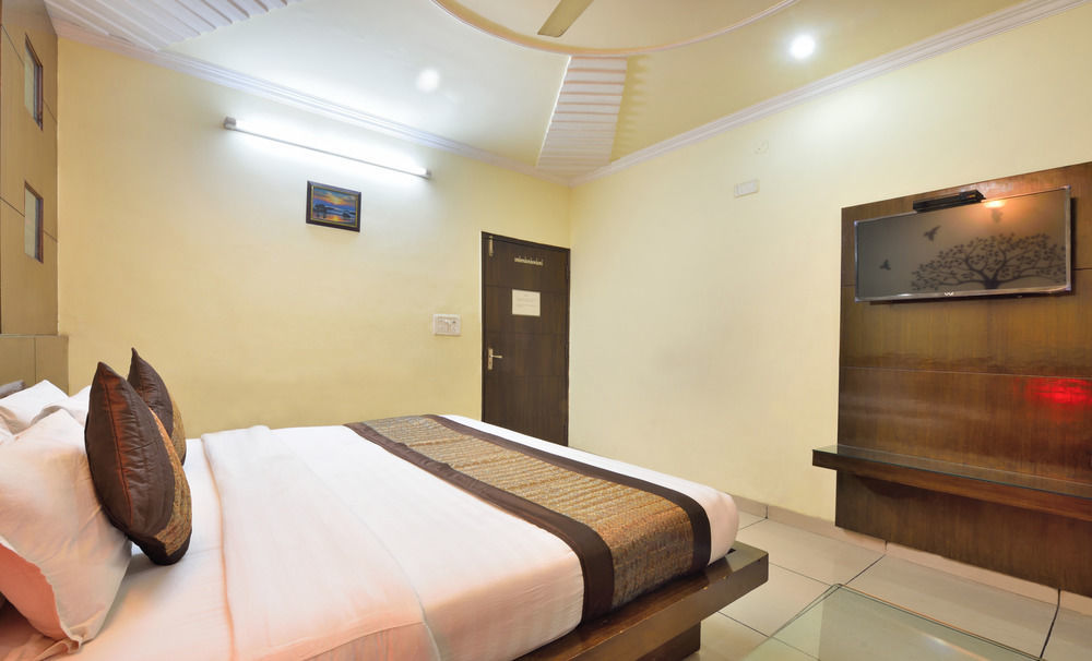 Centra 3* New Delhi
