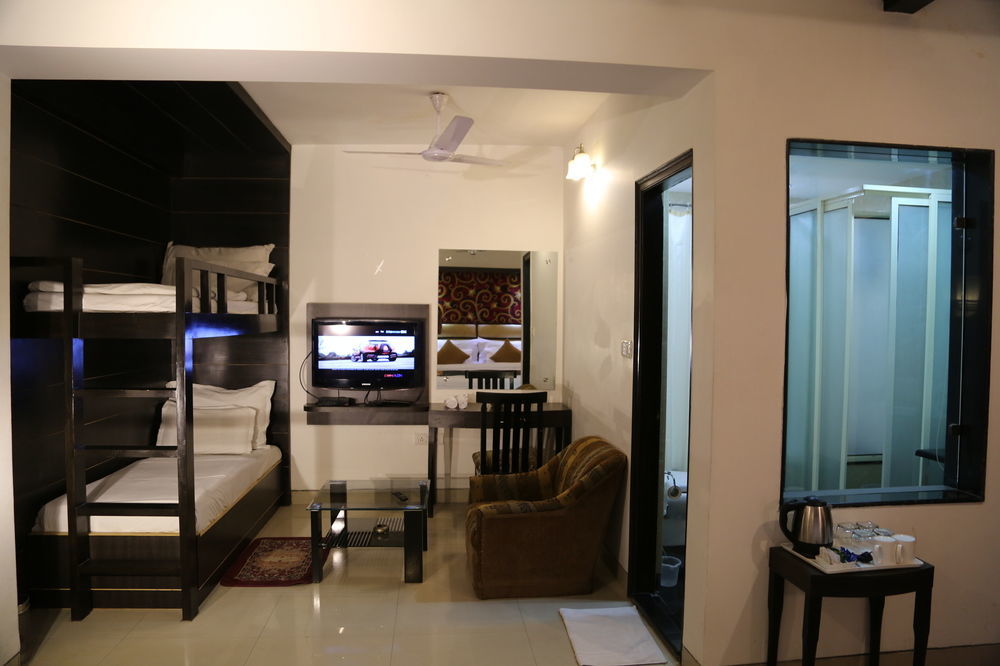 Hotel Sri Nanak Continental 3*