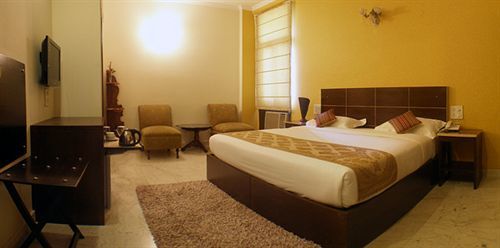 Grand Ffour 3* New Delhi
