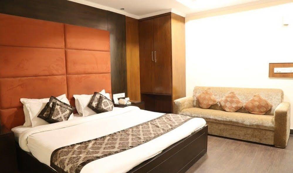 Chirag Residency 3* New Delhi