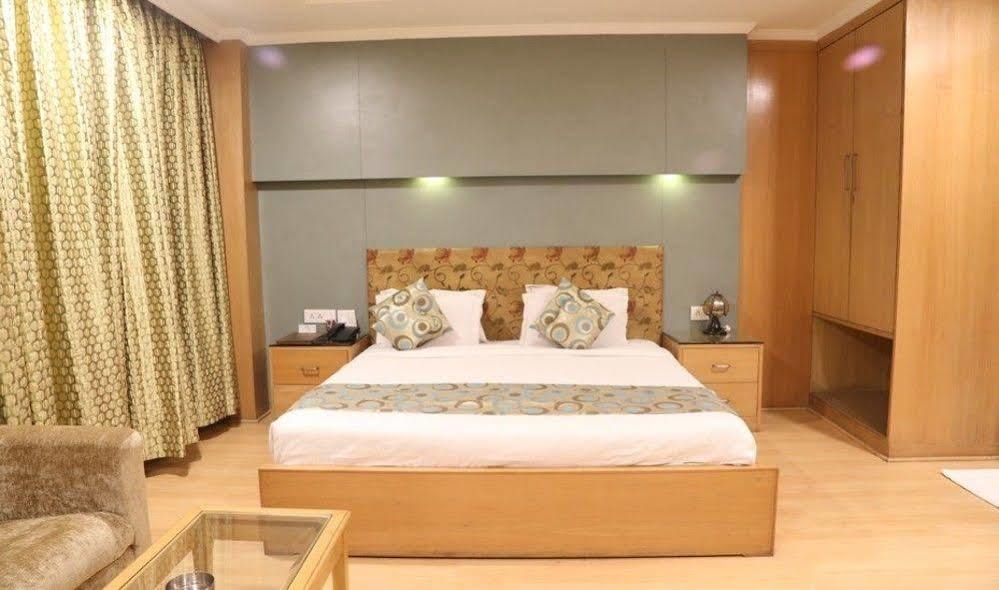 Chirag Residency 3* New Delhi