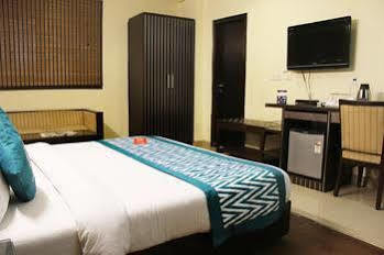 Fabhotel Swiss International Patel Nagar 3* Nova Deli
