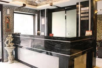 Fabhotel Swiss International Patel Nagar 3* Nova Deli