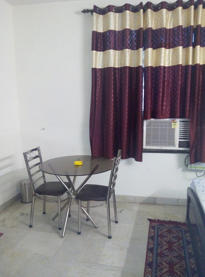 Jagannath & 2* Nova Deli