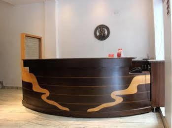 Oyo Paharganj Near Bikaner Sweets 3* New Delhi