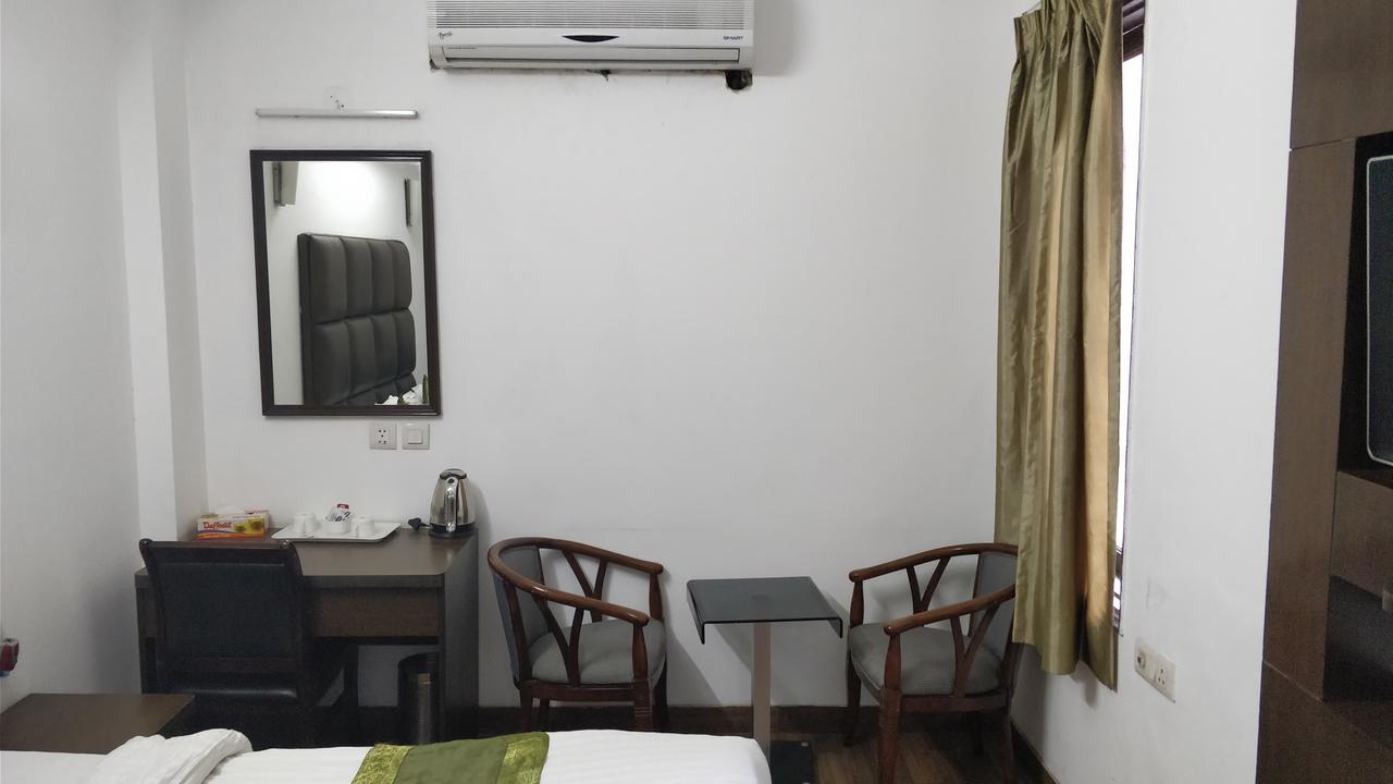 Fabhotel Cameron Hotel New Delhi