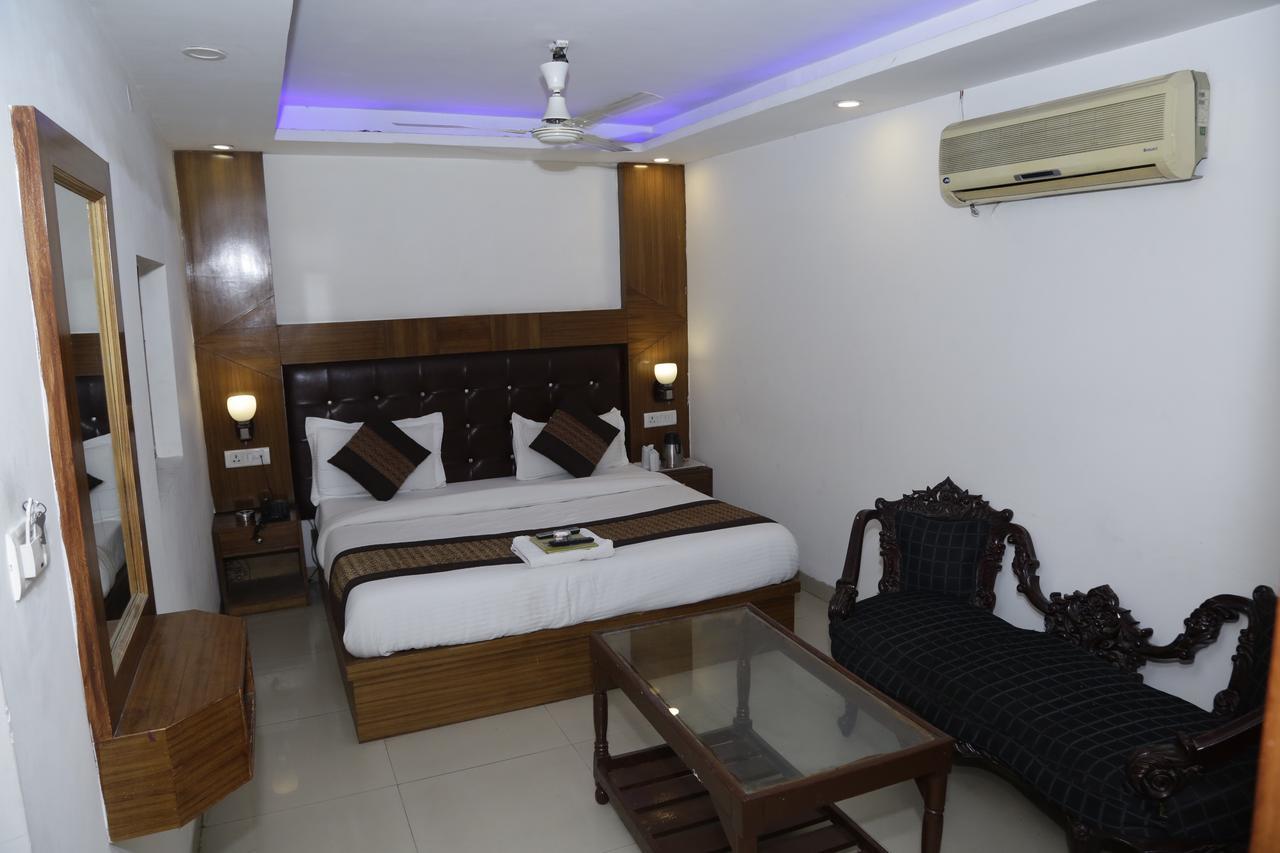 Vishal By Comfort 3*