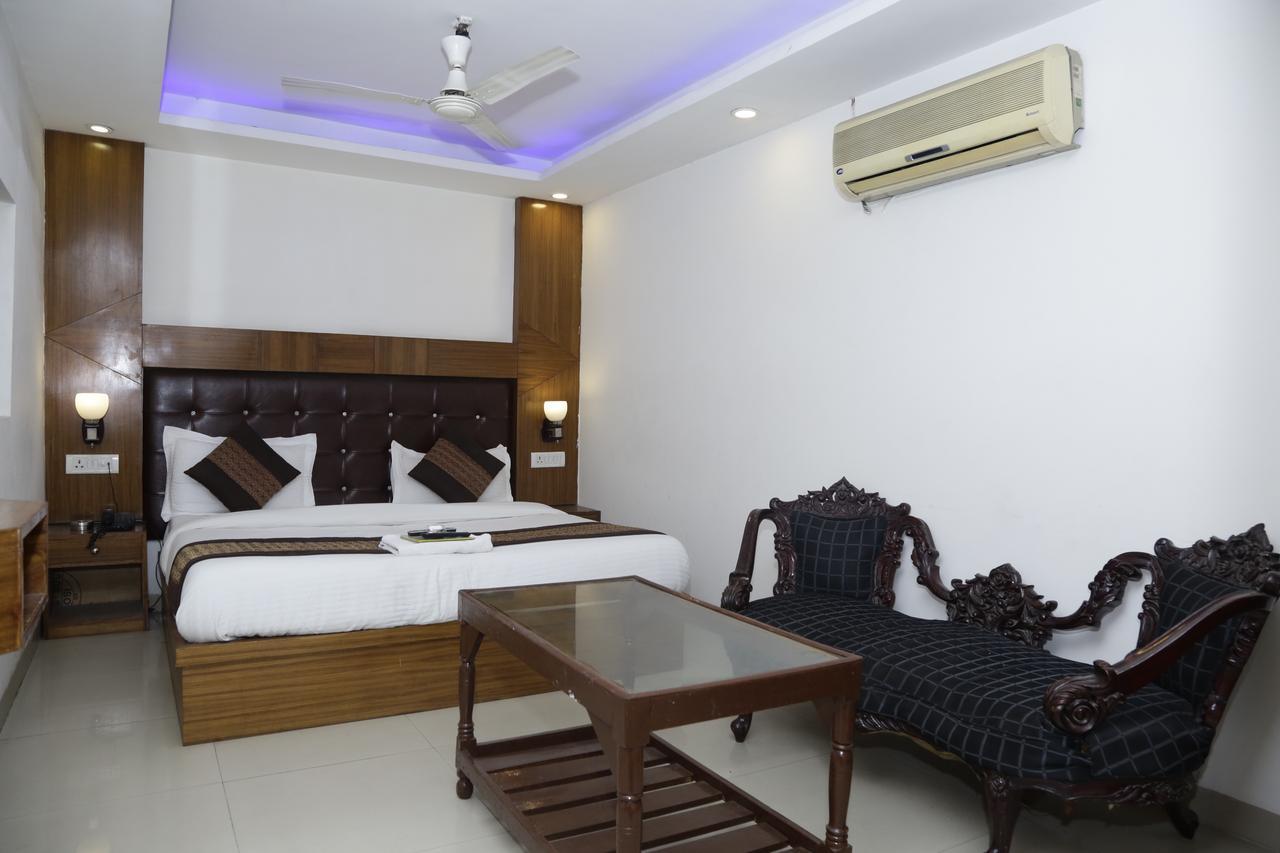 Hotel Vishal By Comfort Nova Deli
