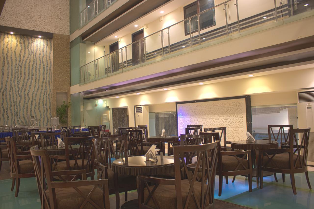 Grand Imperial Hotel