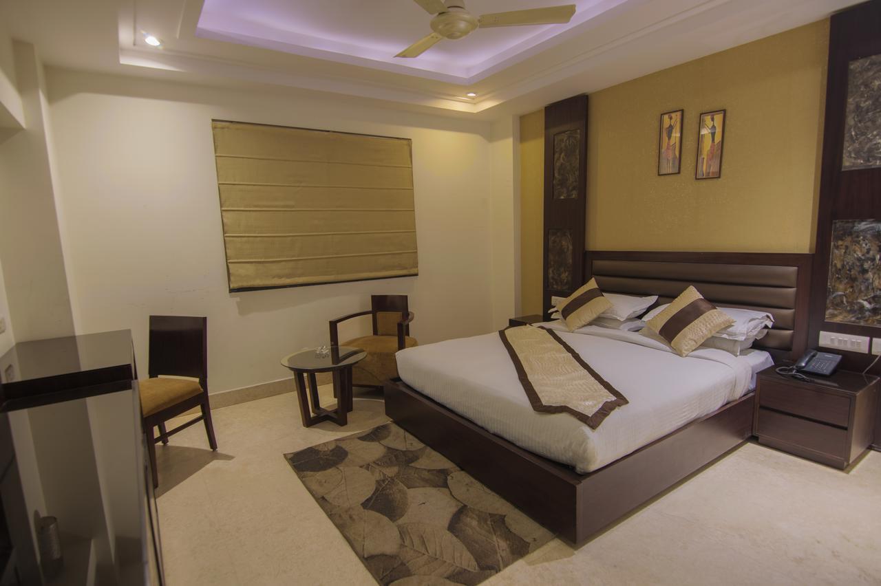 Grand Imperial Hotel