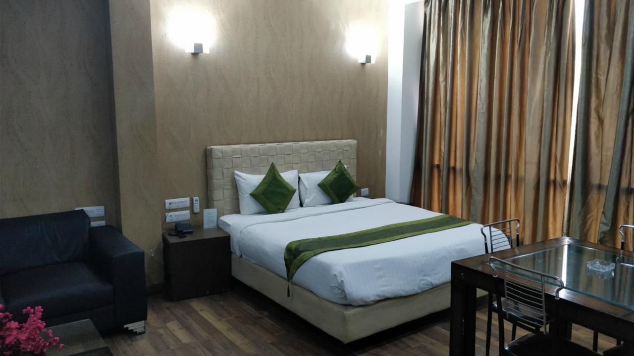 Fabhotel Cameron