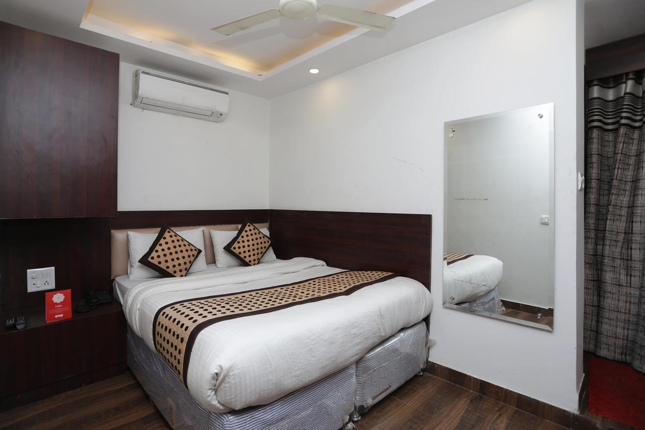 Hotel Corner Point 3*