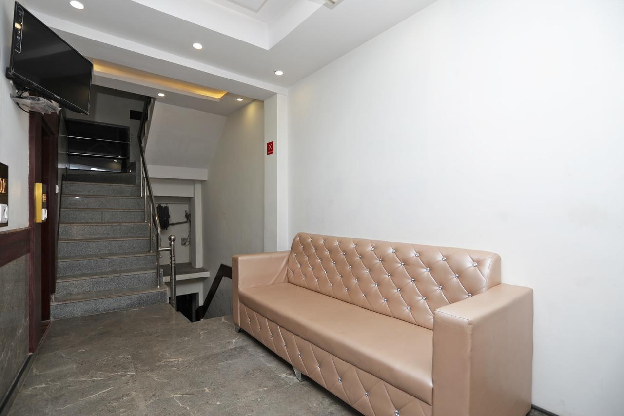 Corner Point Hotel