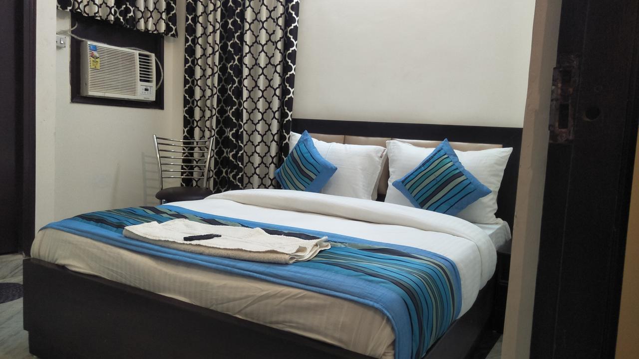 Diamond Palace * New Delhi