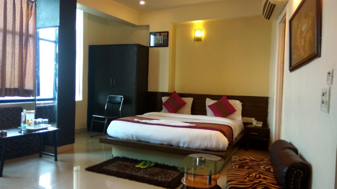 Hotel Airport Port View New Delhi