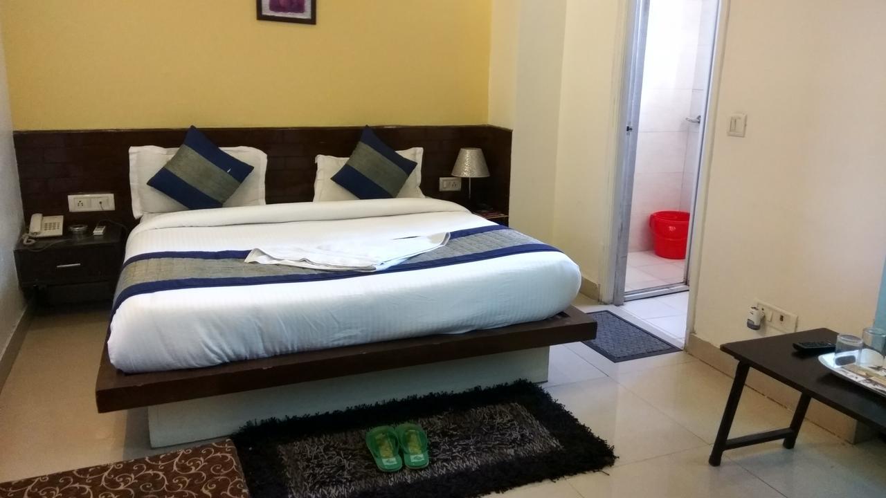 Hotel Airport Port View New Delhi