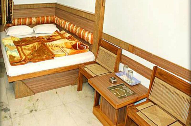 Hotel Crown Plaza