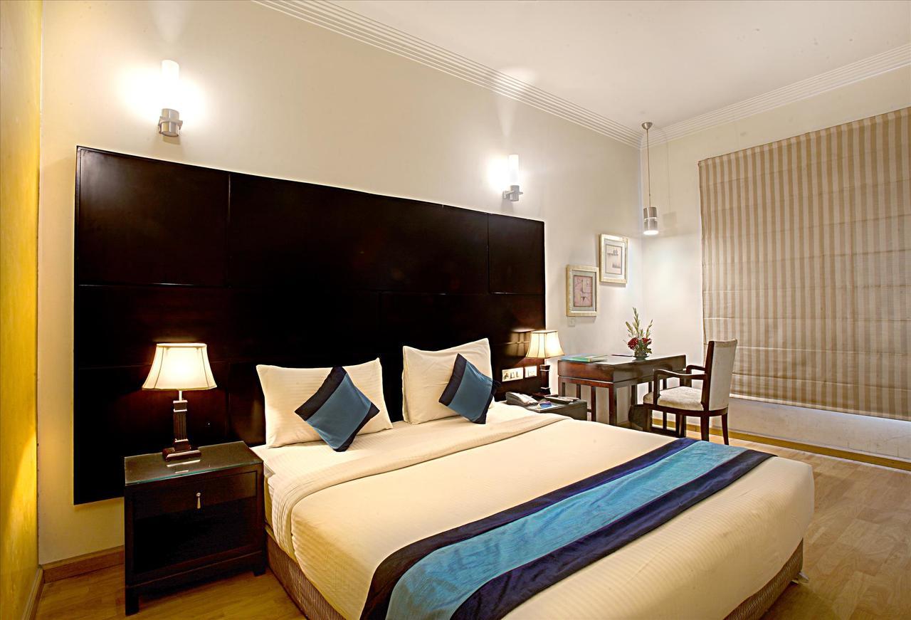 Mint Casa Hotel New Delhi