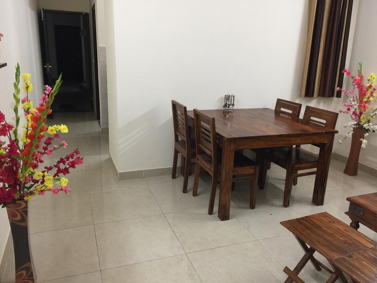 The Raveesh E24 - 2bhk Serviced Homestay