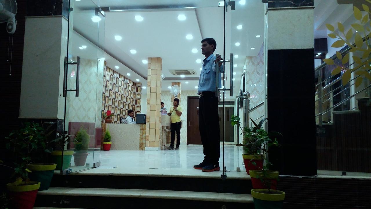 Knk International Hotel 3*