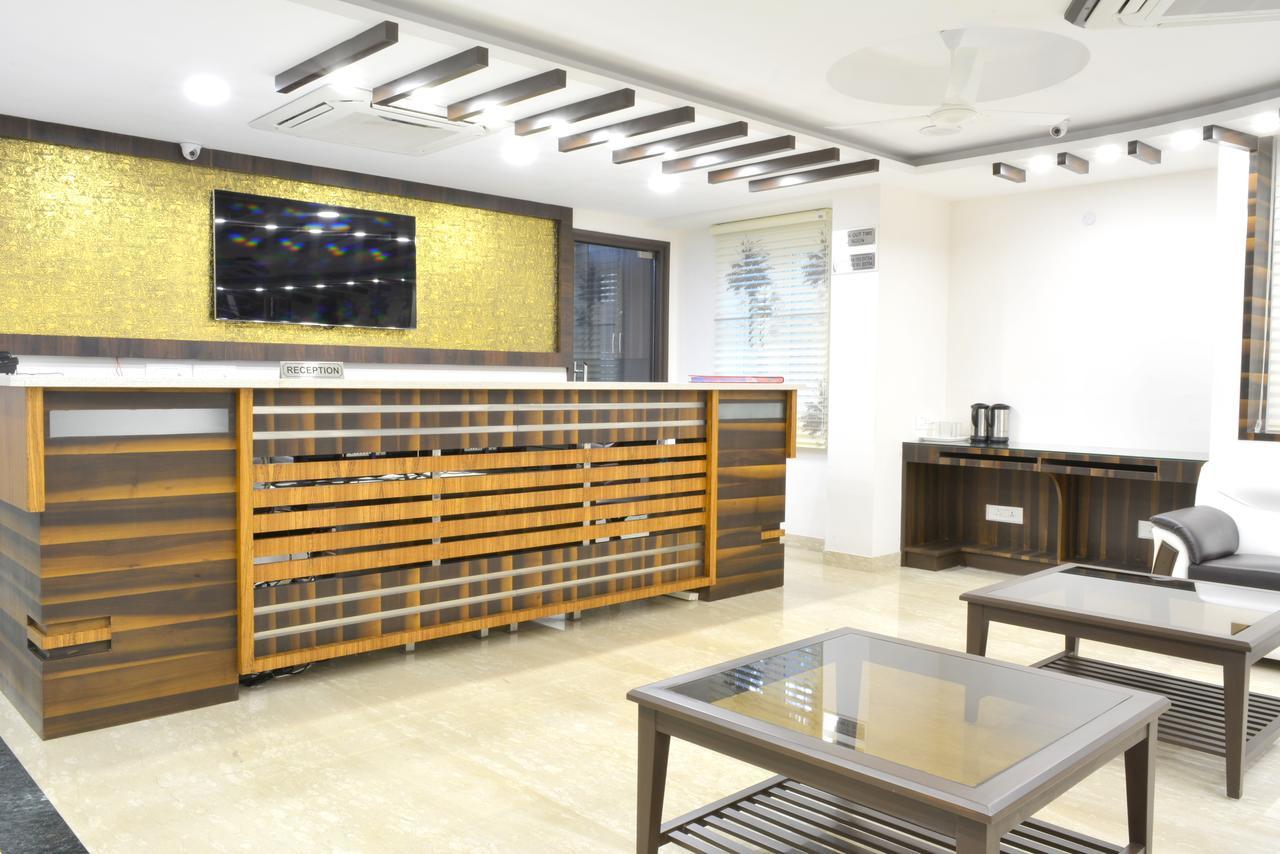 Hotel Tara Palace Redfort Nova Deli