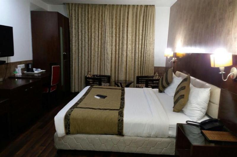 Liv - Naraina 3* New Delhi