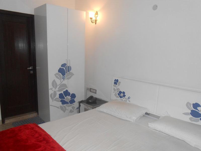 Livia Residency 2*