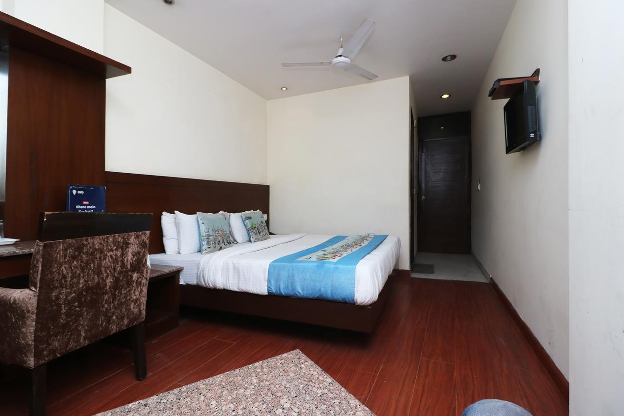 The Raj At Railway Station 3*