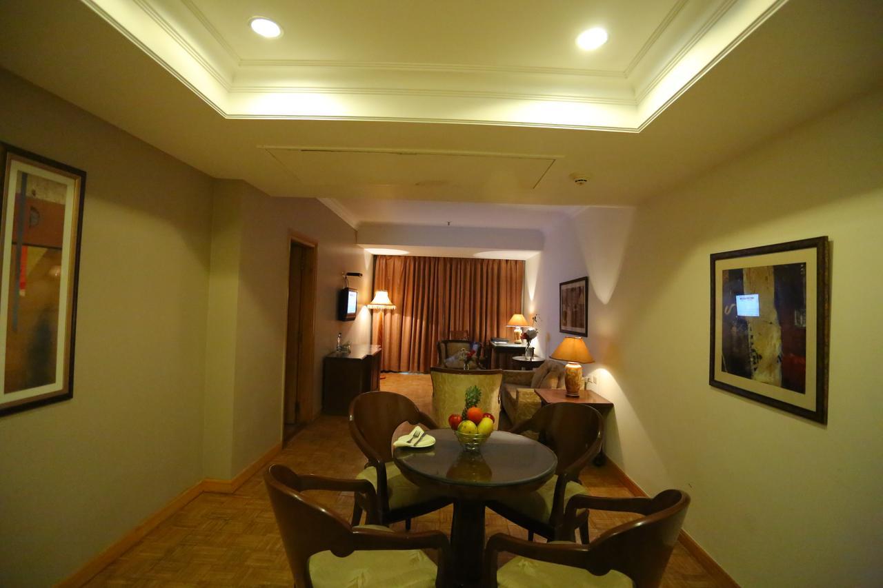 Lutyens' New Delhi