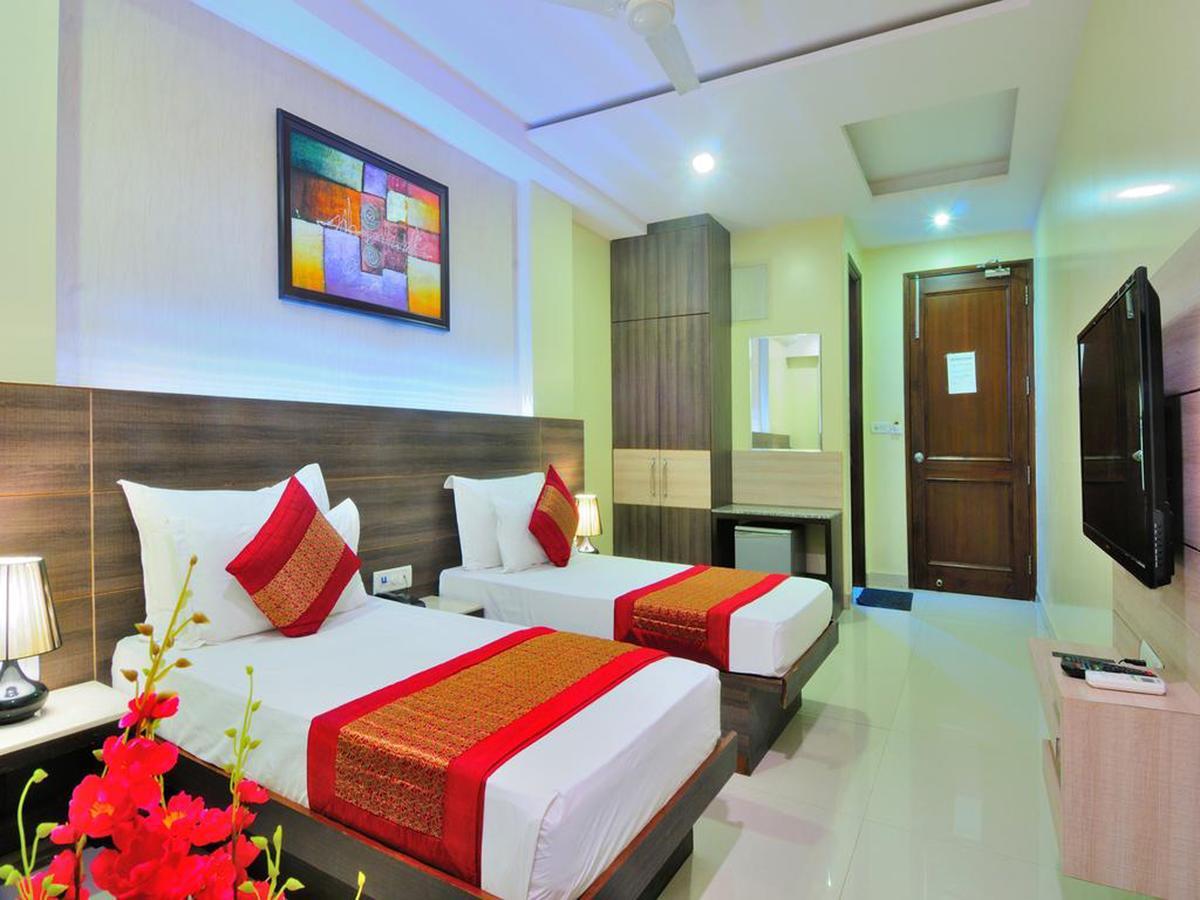 Hotel Sky Rich International - 05 Mins From Karol Bagh Metro Station Delhi (National Capital Territory of India)