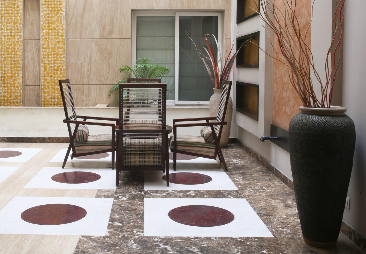 Mint Casa Hotel New Delhi