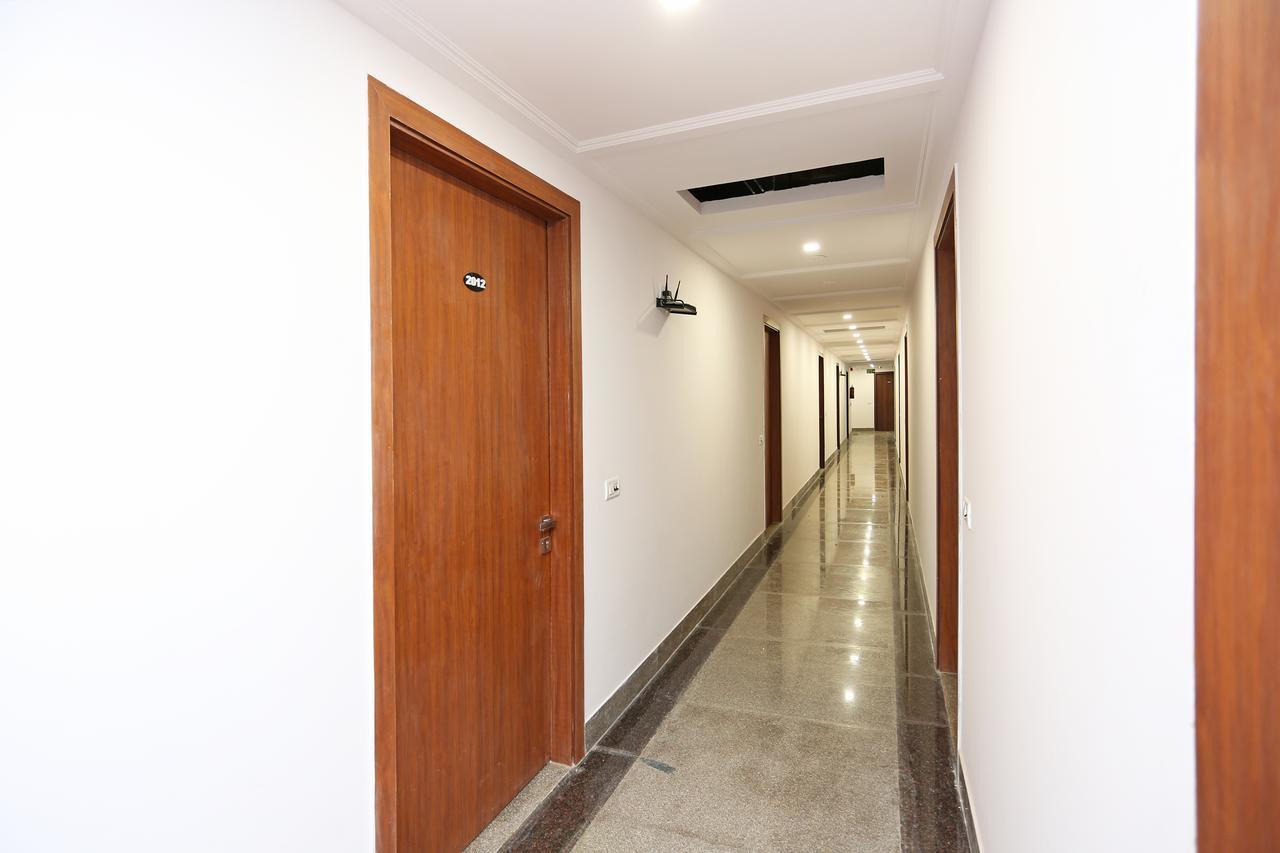 Hotel Arch - Near Aerocity 4*